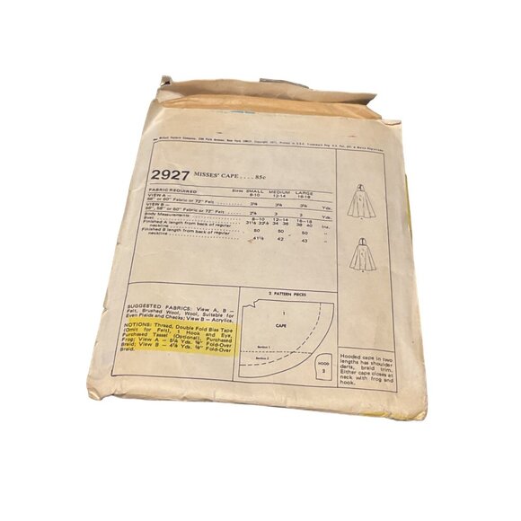 Vintage McCalls 2927 Misses Cape Sewing Pattern - Picture 2 of 3